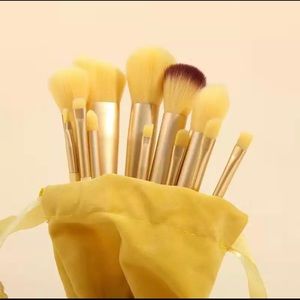 Sasha o yellow makeup brush set